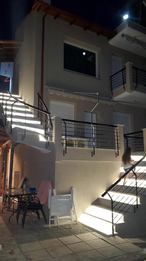 Ferienwohnung Vasilia Nea Iraklia Exterior foto